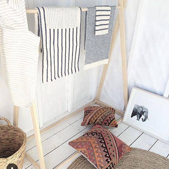 Large Clothes Rack - variantspaces.com
