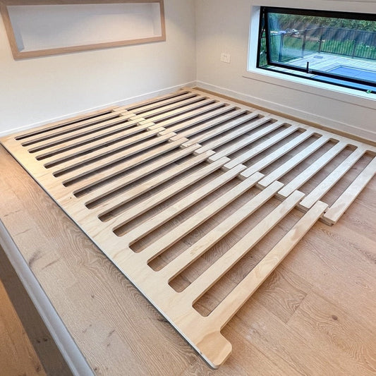 Expandable floor bed base in King Size Bed Base Mode